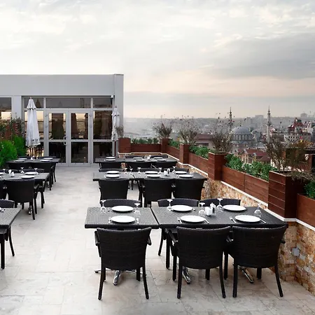 Darkhill 4* Isztambul