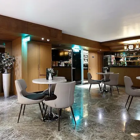 Hotel Darkhill