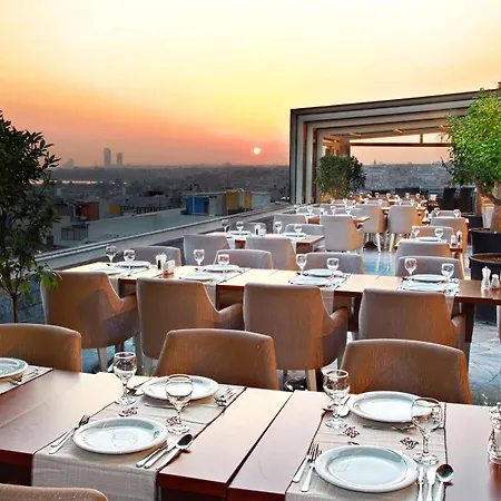 Darkhill 4* Istanbul