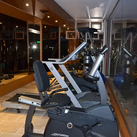 Отель Darkhill 4*