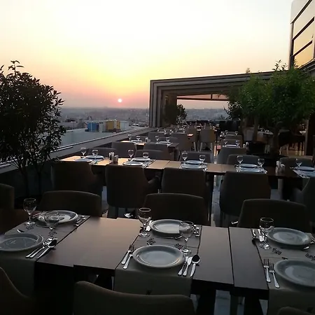 Darkhill Hotell 4*
