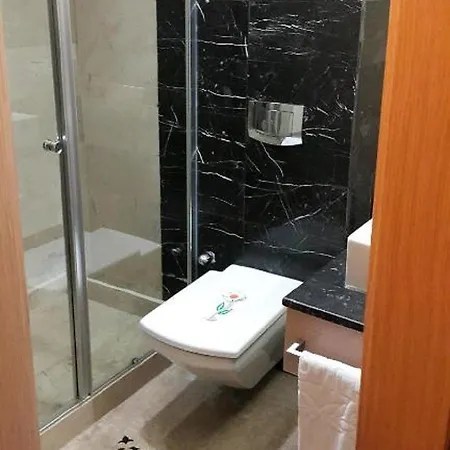 Darkhill Hotell 4*