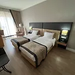深山酒店 4*